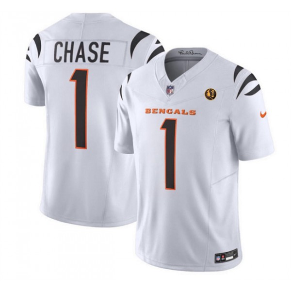 Cincinnati Bengals #1 Ja'Marr Chase White 2023 F.U.S.E. With John Madden Patch Vapor Limited Stitched Jersey